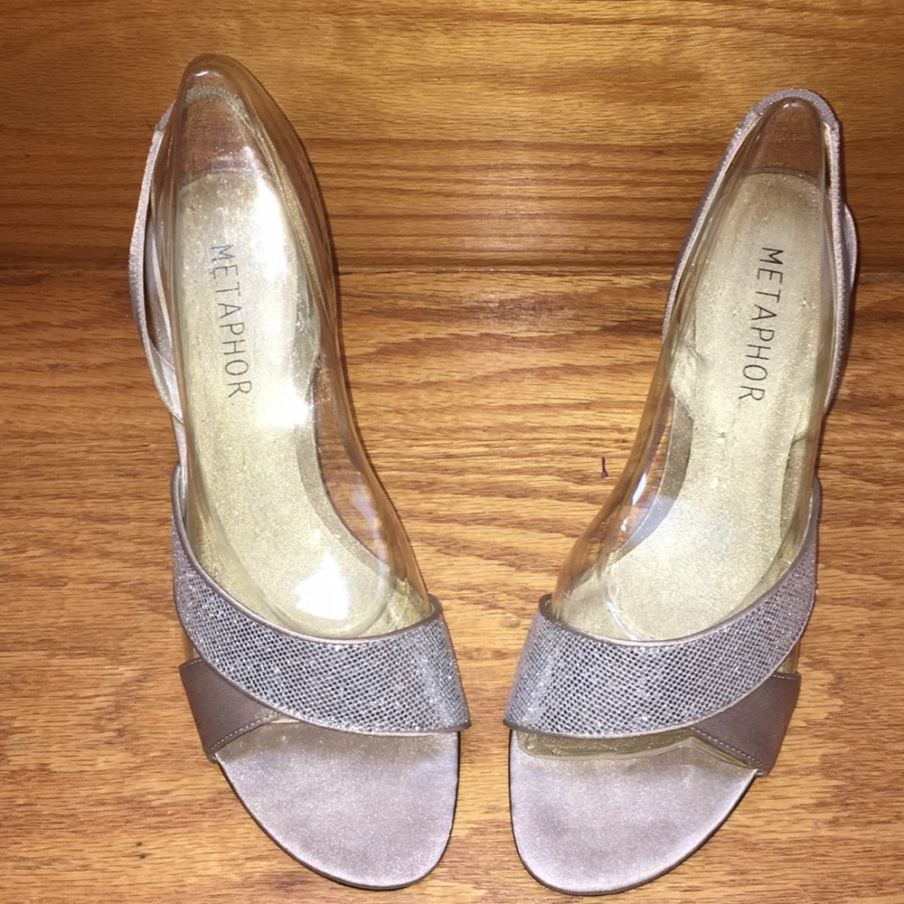 Taupe and silver sparkle sandals size 71/2